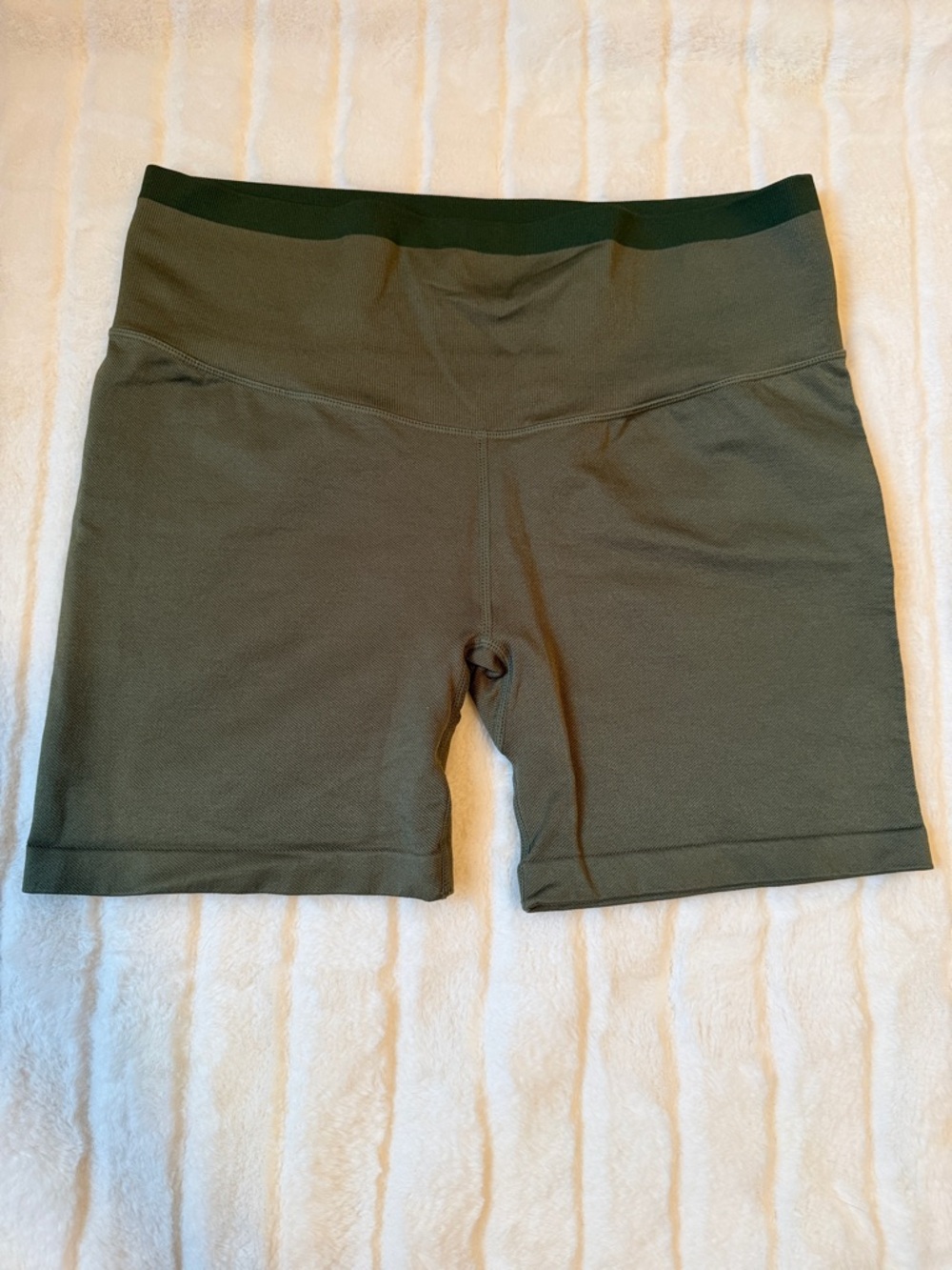 Seamless High Rise 6” Biker Shorts